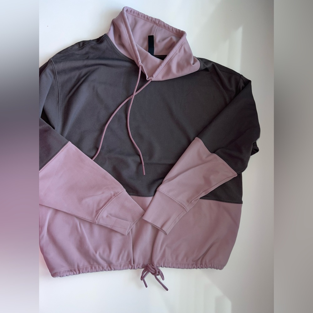 Athleta Womens (XS) Plum and Brown Activewear Top